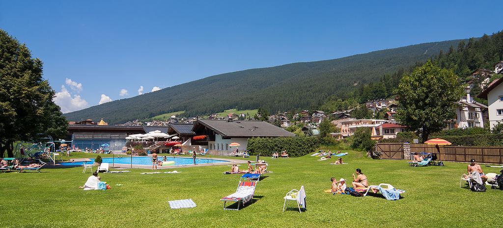 Garni Panoramik Hotel Ortisei Luaran gambar