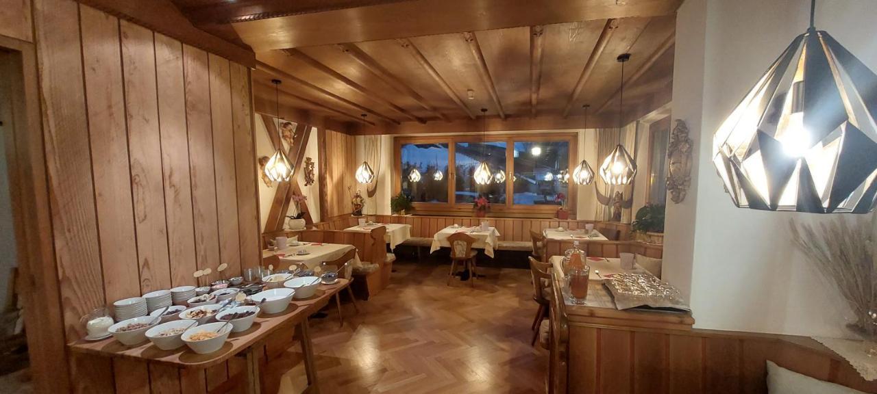 Garni Panoramik Hotel Ortisei Luaran gambar