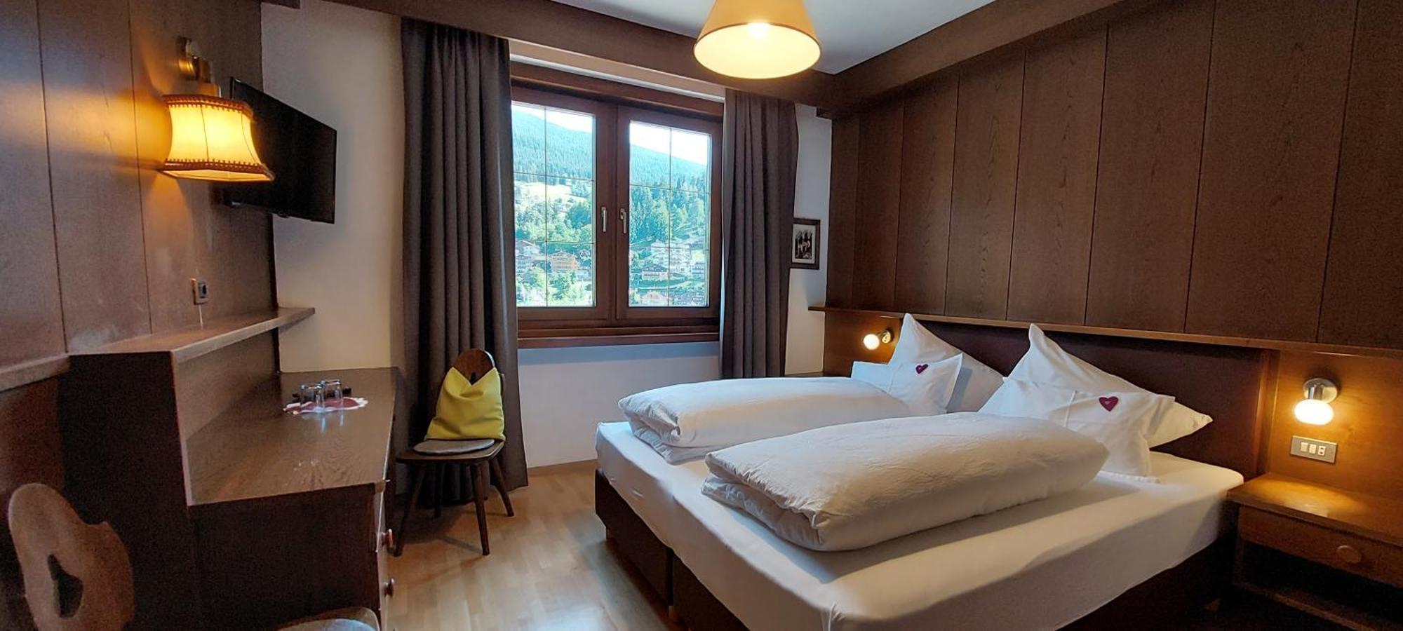 Garni Panoramik Hotel Ortisei Luaran gambar