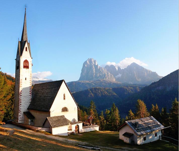 Garni Panoramik Hotel Ortisei Luaran gambar