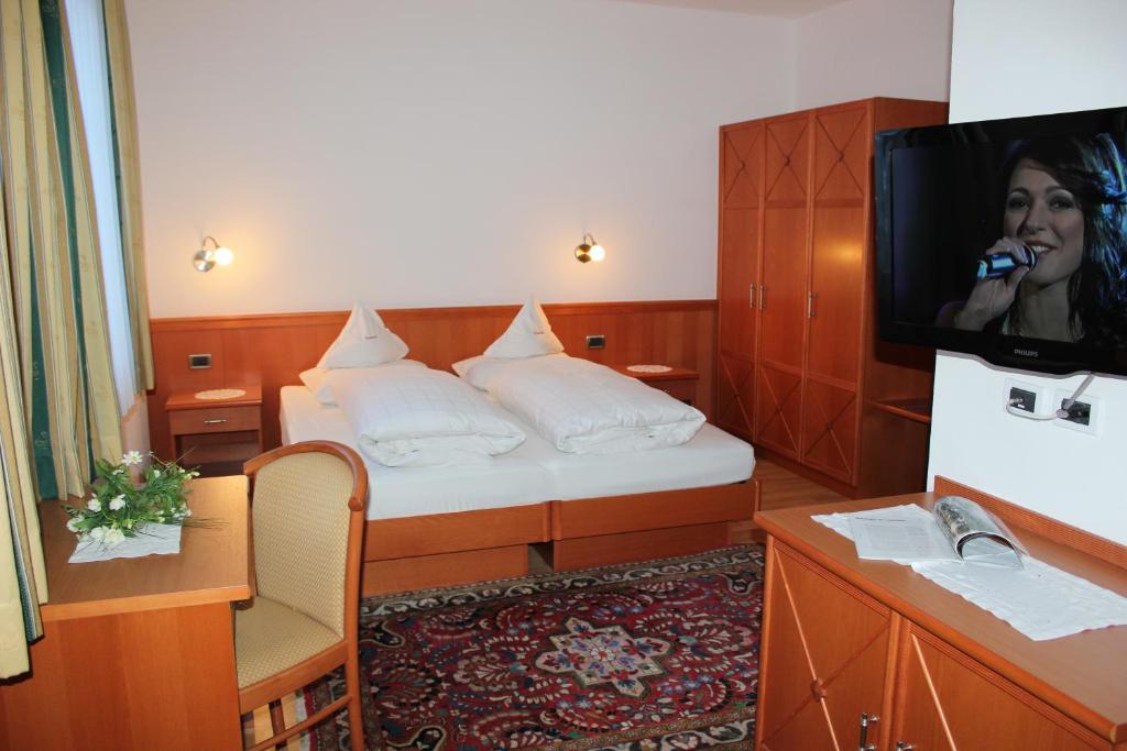Garni Panoramik Hotel Ortisei Bilik gambar